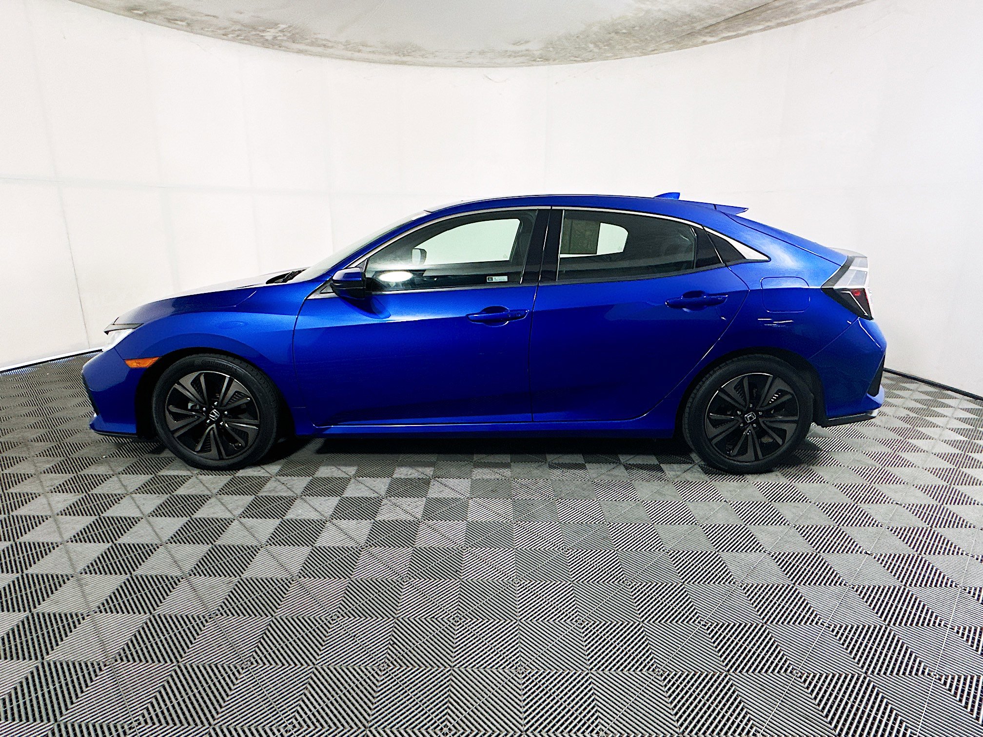 Used 2019 Honda Civic EX image 6