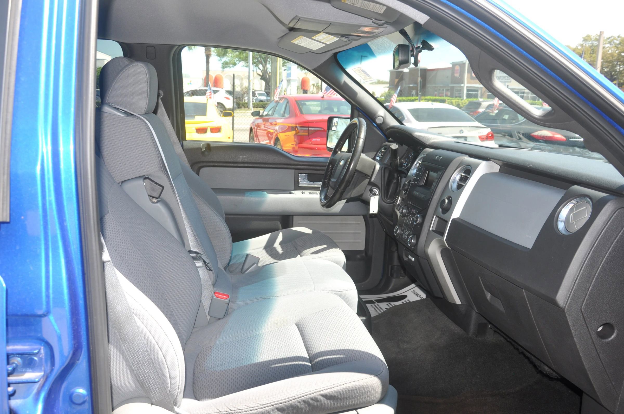 Used 2013 Ford F150 XLT w/ Luxury Equipment Group image 27