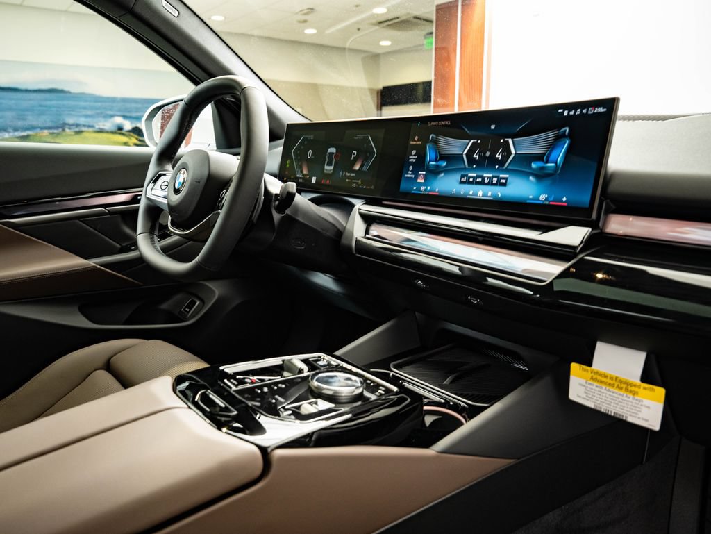 New 2027 BMW 530i xDrive w/ Premium Package AWD/4WD image 47