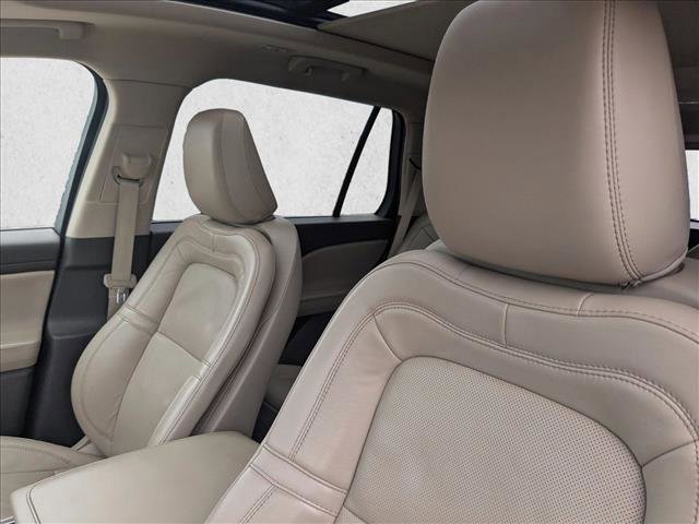 Used 2021 Lincoln Aviator Reserve w/ Equipment Group 201A RWD image 15