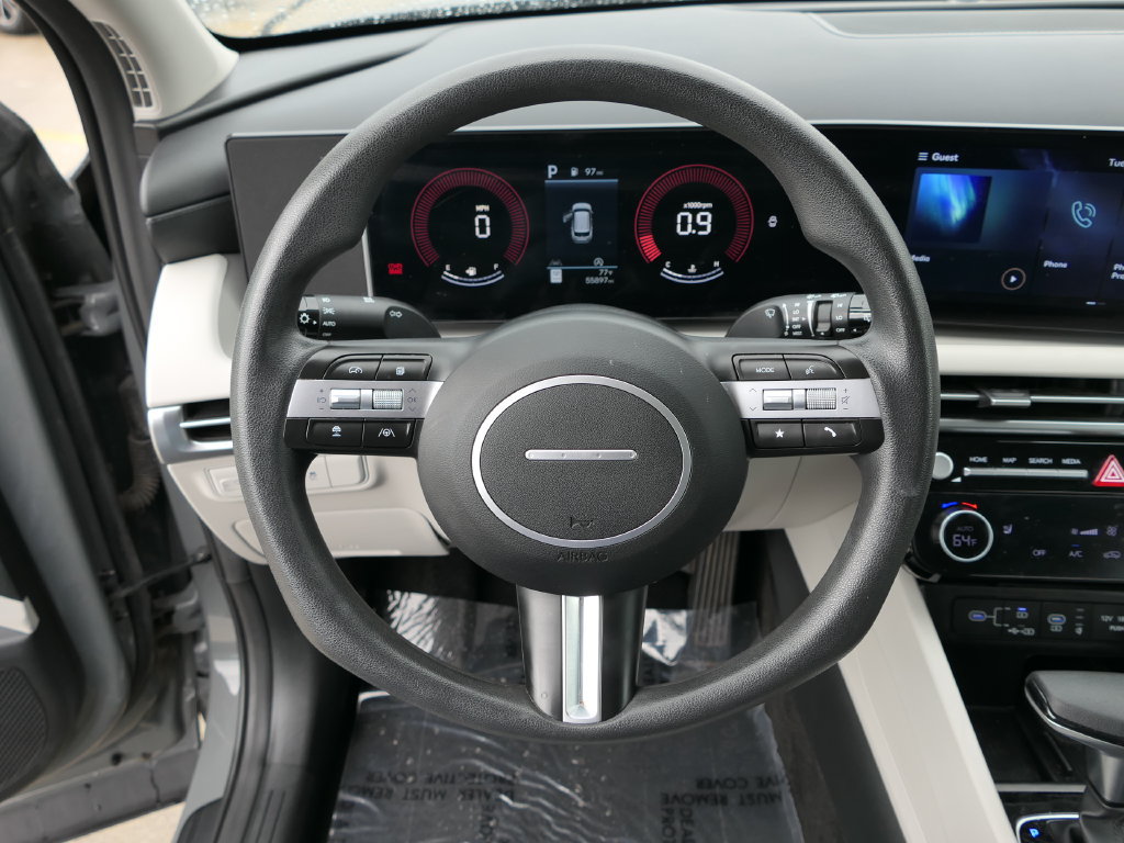 Used 2025 Hyundai Tucson SEL FWD image 14