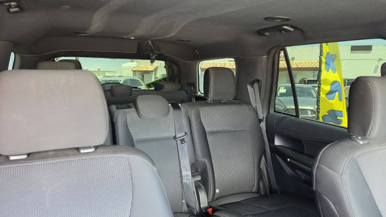 Used 2018 Ford Expedition XLT RWD image 9