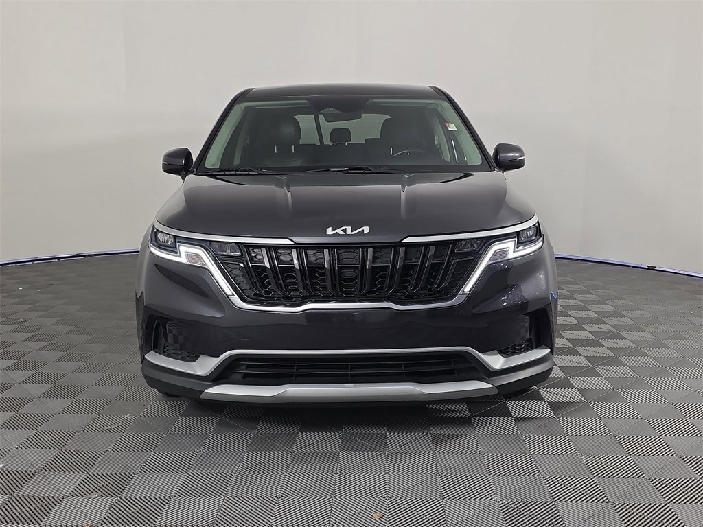 Used 2022 Kia Carnival LX image 10