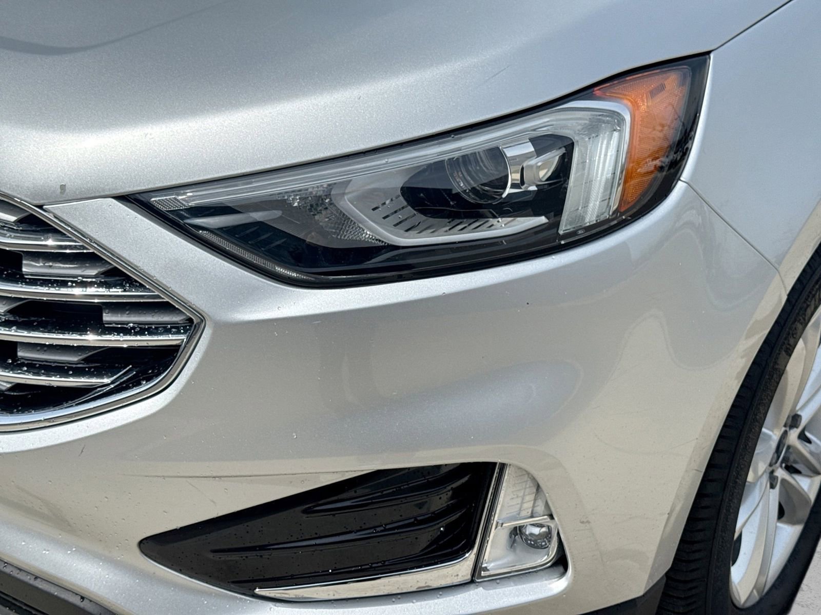Used 2019 Ford Edge SEL AWD/4WD image 13