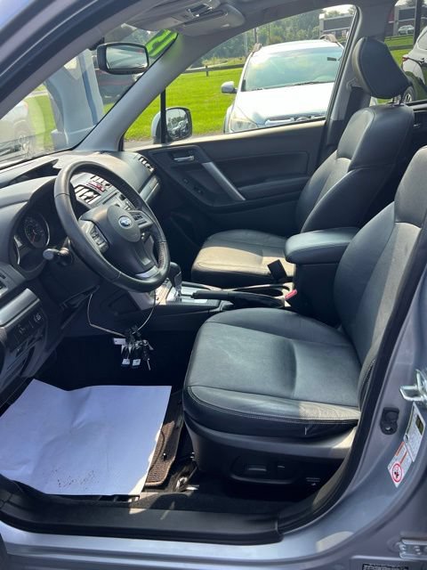 Used 2015 Subaru Forester 2.5i Limited w/ Popular Package #2 AWD/4WD image 9