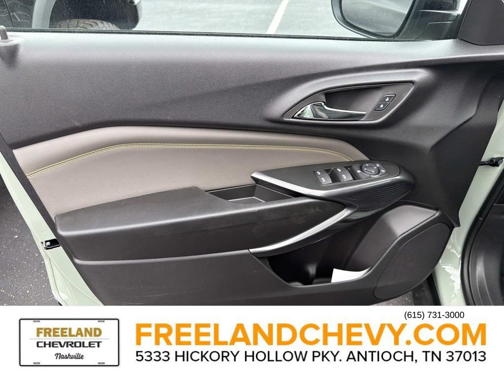 New 2026 Chevrolet Trax ACTIV FWD image 16