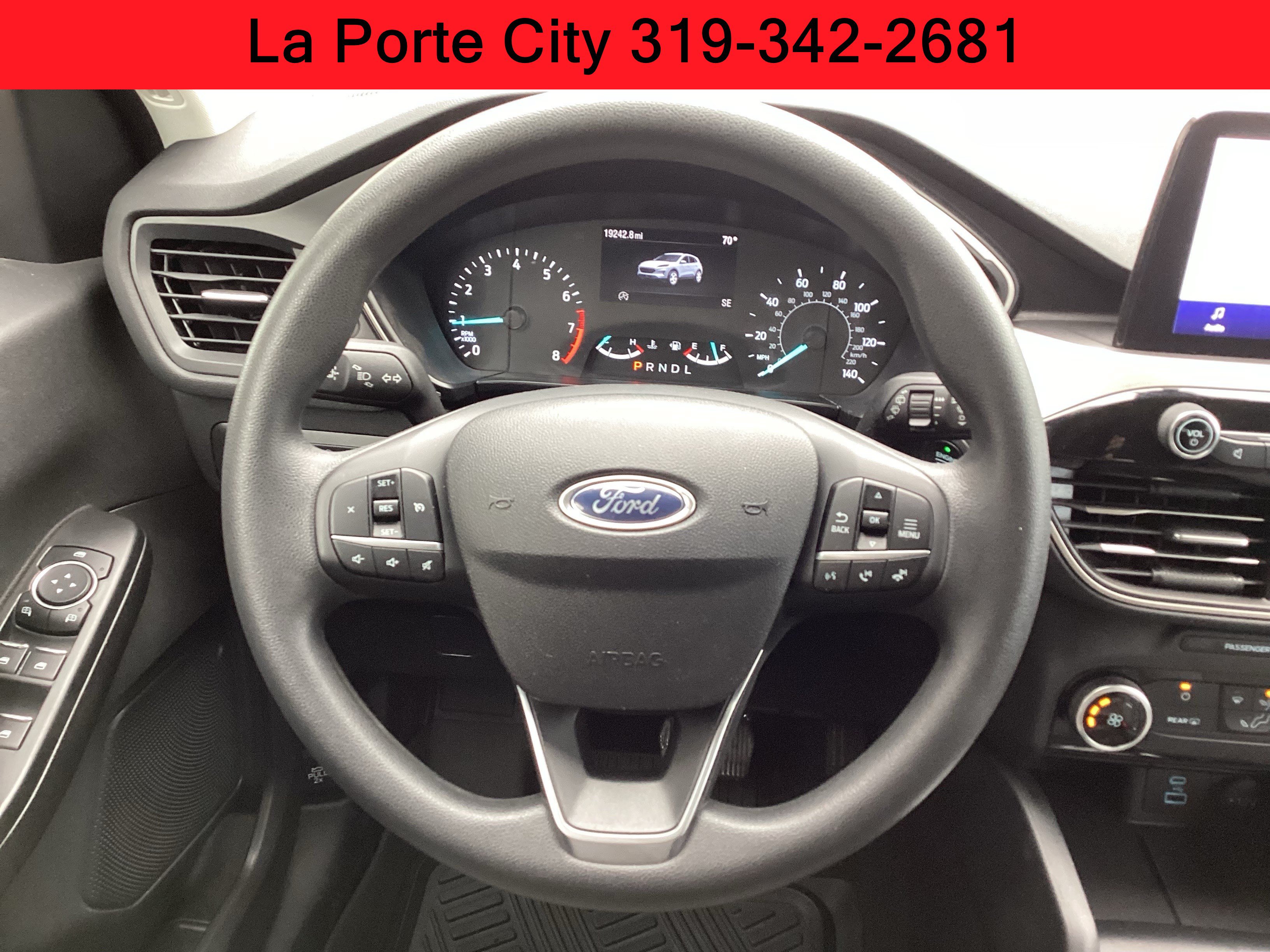 Used 2022 Ford Escape SE FWD image 16
