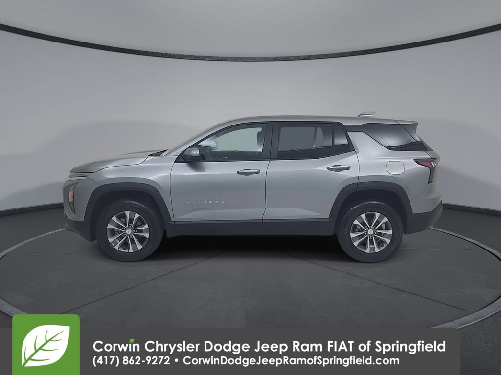 Used 2026 Chevrolet Equinox LT FWD image 9