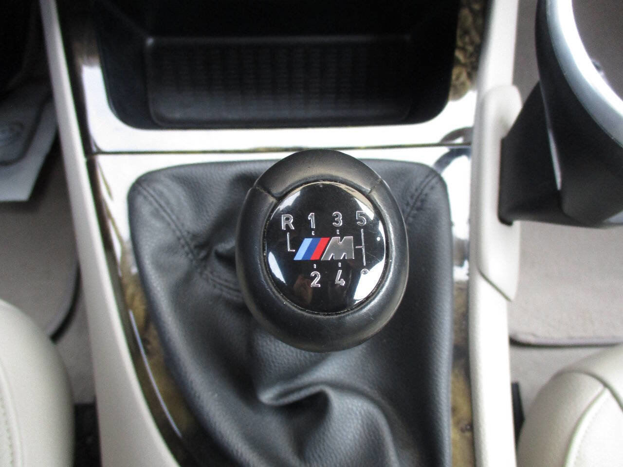 Used 2011 BMW 128i 128i 2dr Convertible image 3