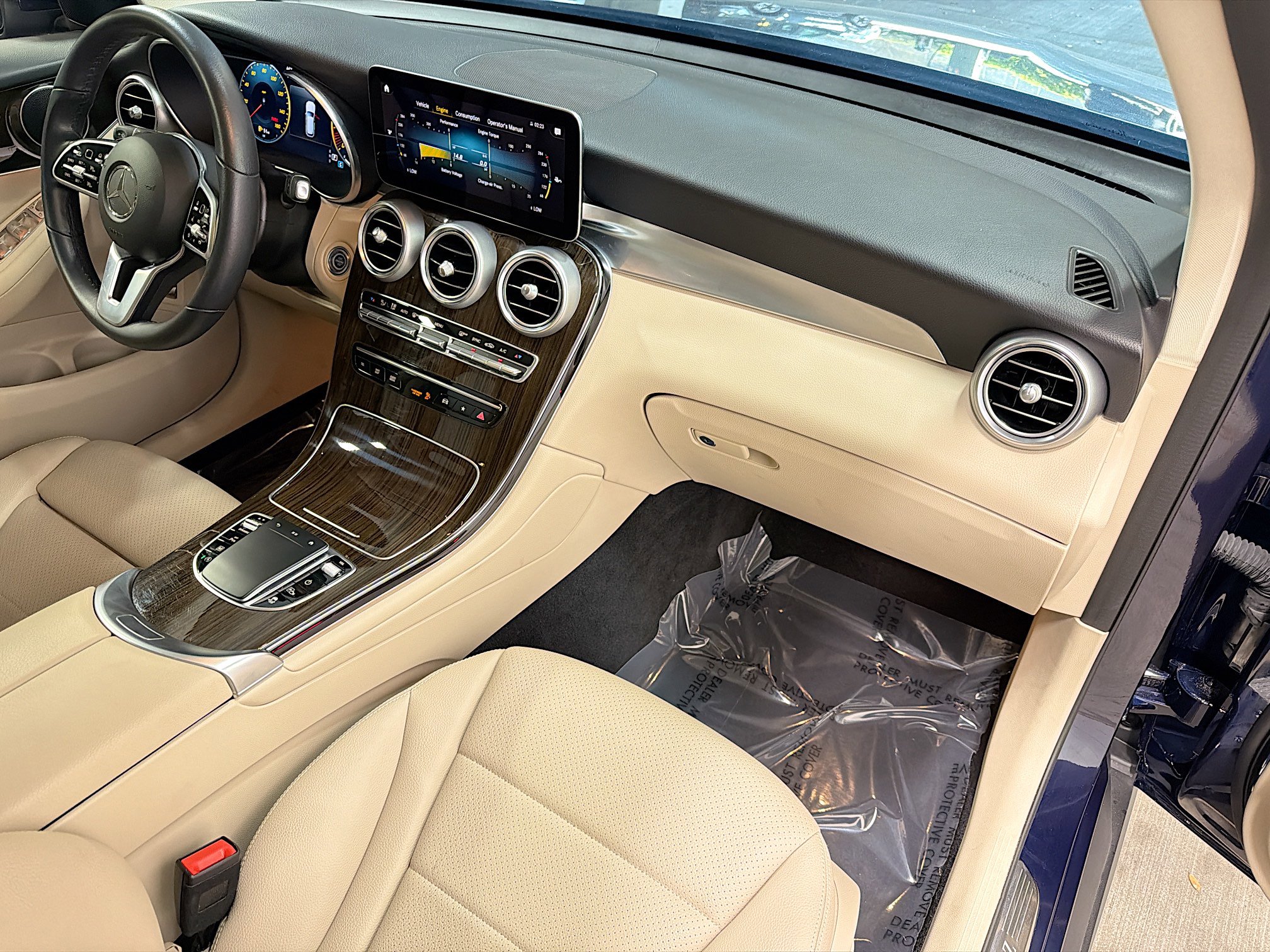 Used 2022 Mercedes-Benz GLC 300 image 14