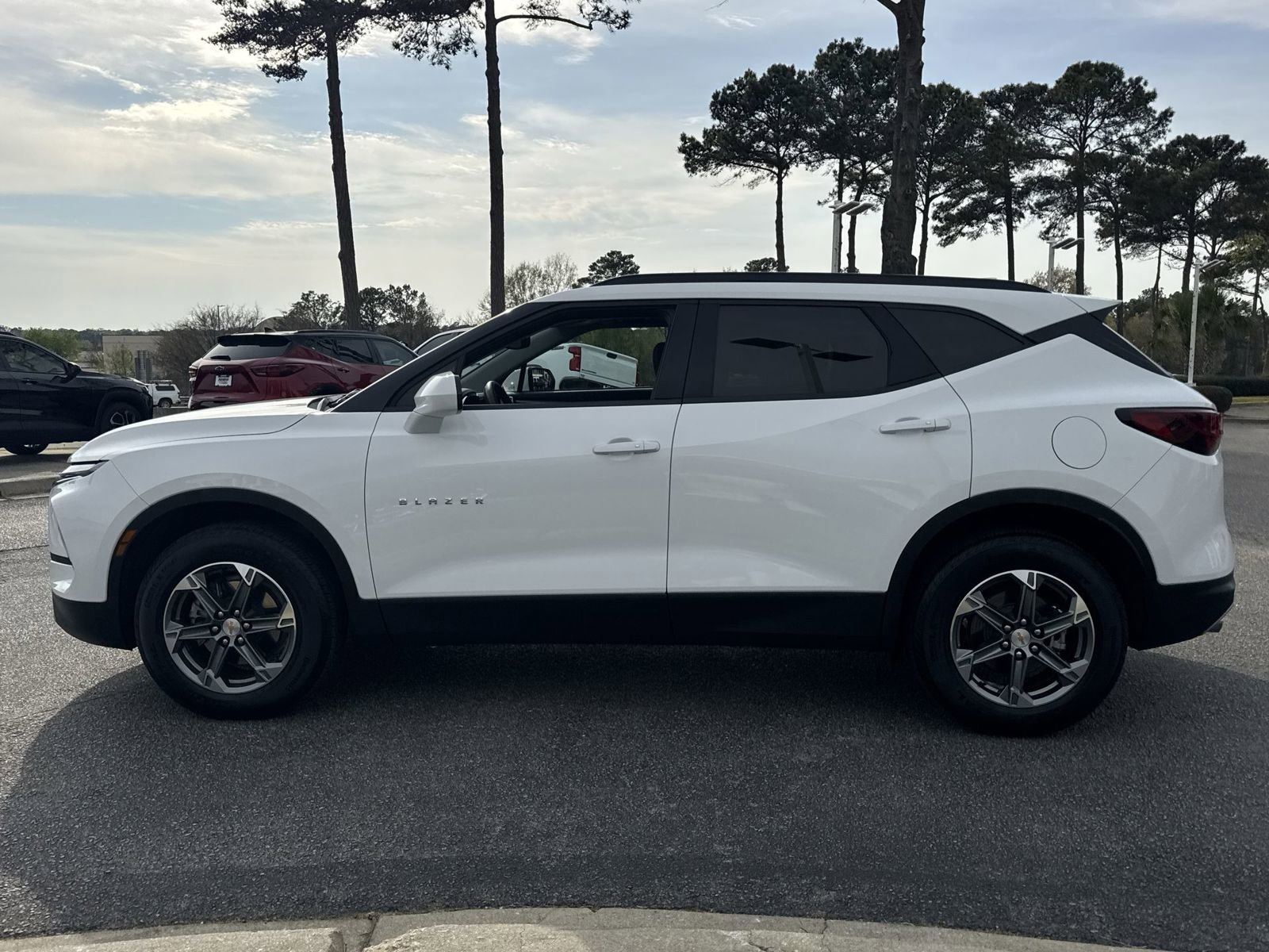 Used 2024 Chevrolet Blazer LT w/ Convenience Package image 7