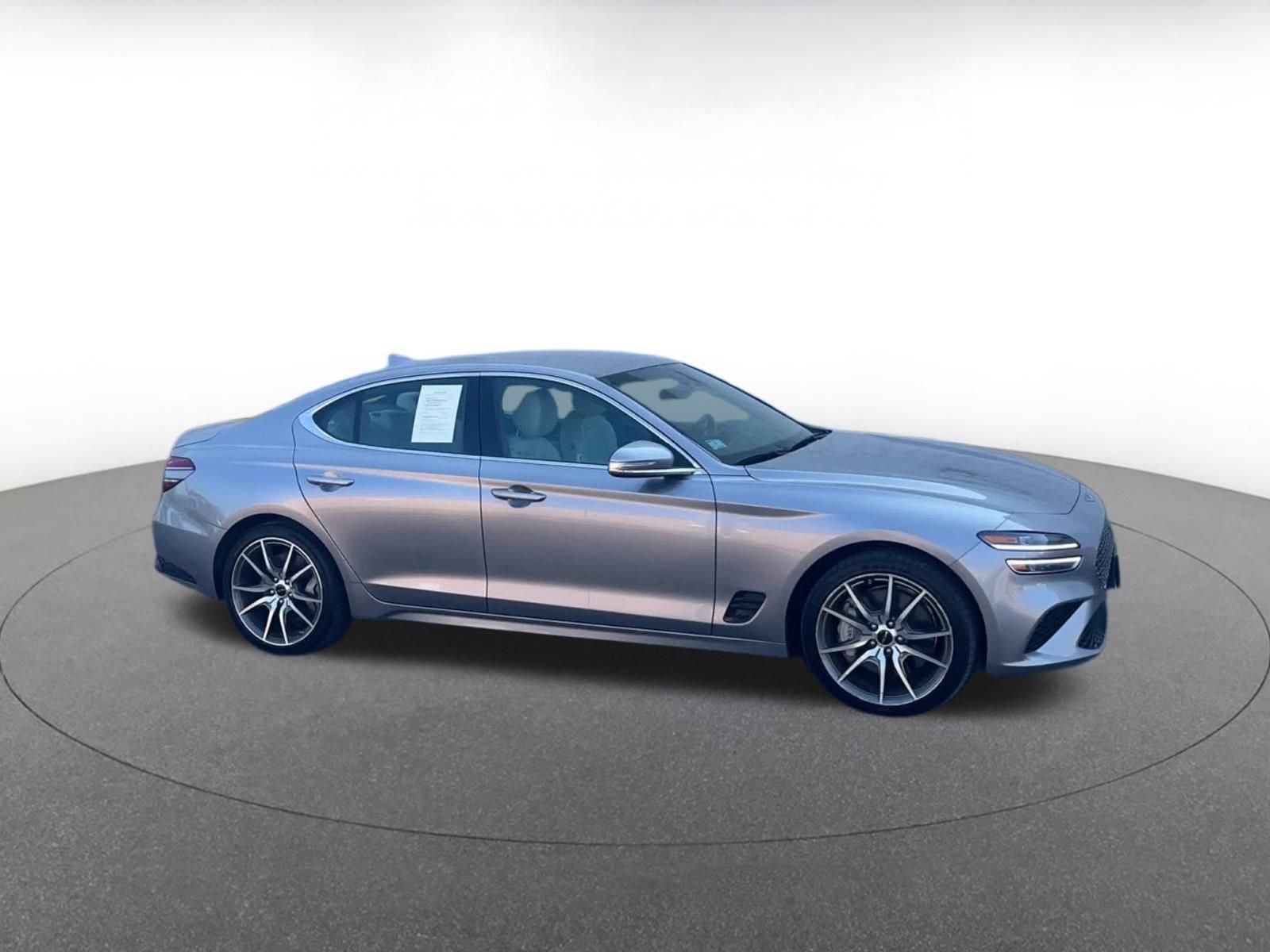 Used 2024 Genesis G70 2.5T image 2