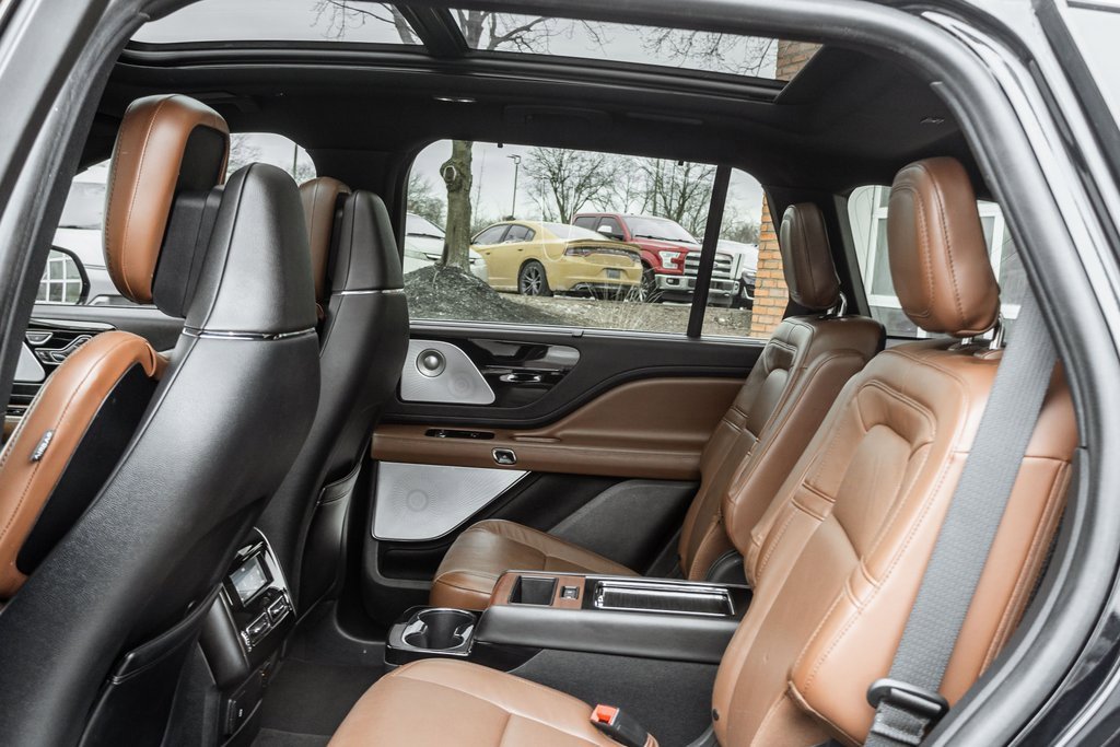 Used 2021 Lincoln Aviator Reserve w/ Equipment Group 202A image 29