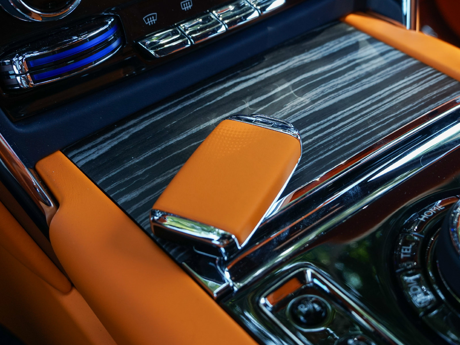New 2026 Rolls-Royce Cullinan w/ Cullinan Package AWD/4WD image 35