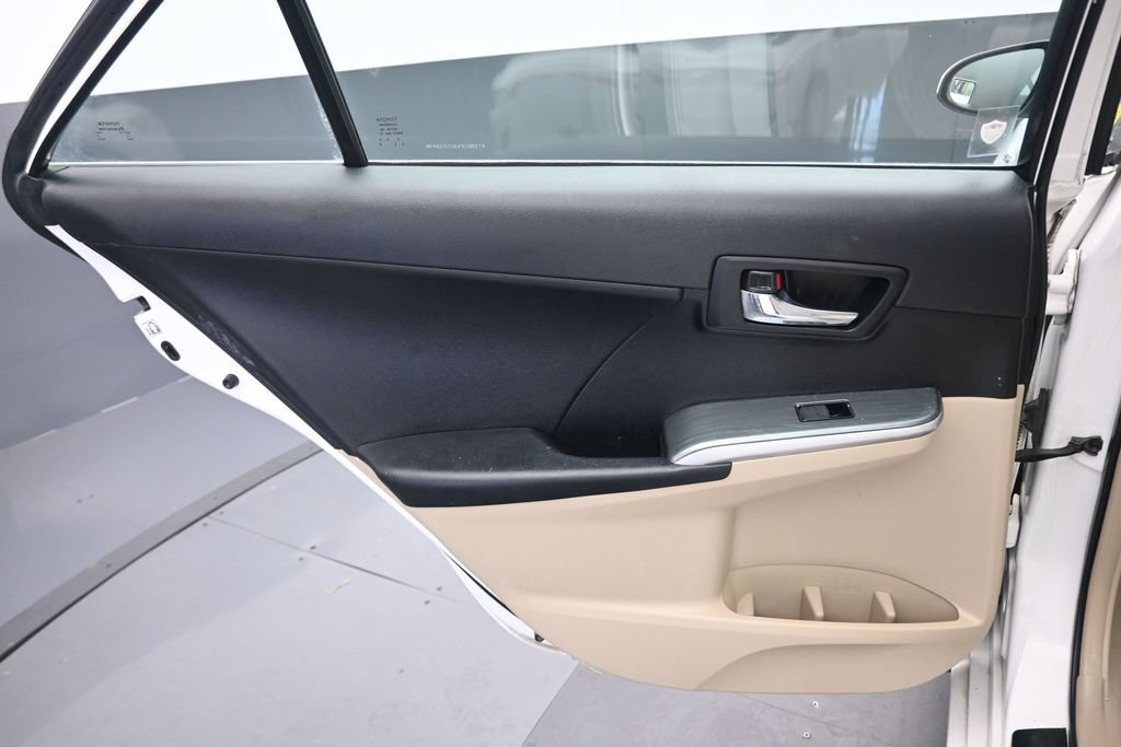 Used 2012 Toyota Camry LE FWD image 26