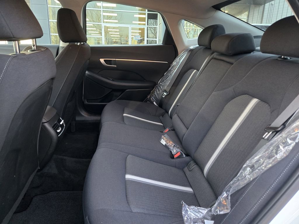 Certified 2025 Hyundai Sonata SEL image 10