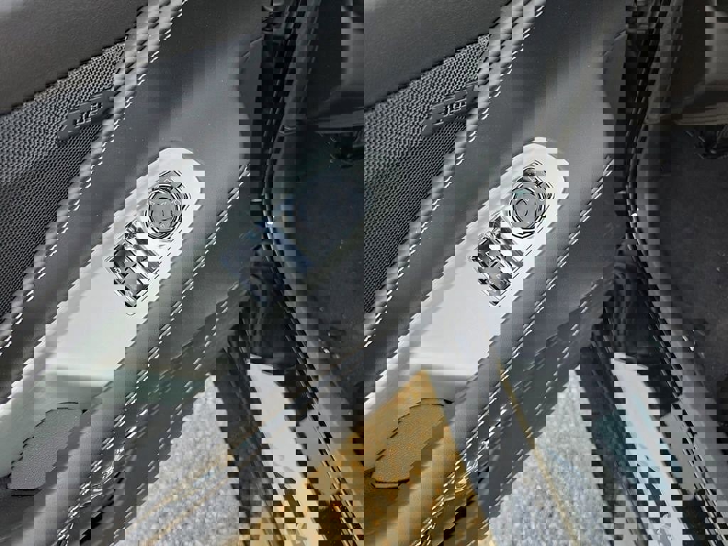 Used 2026 Chevrolet Corvette Stingray Coupe w/ 1LT image 11