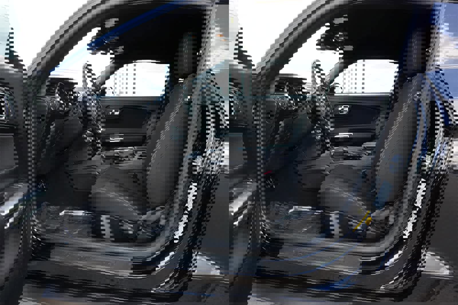 Used 2023 Ford Mustang Coupe image 15