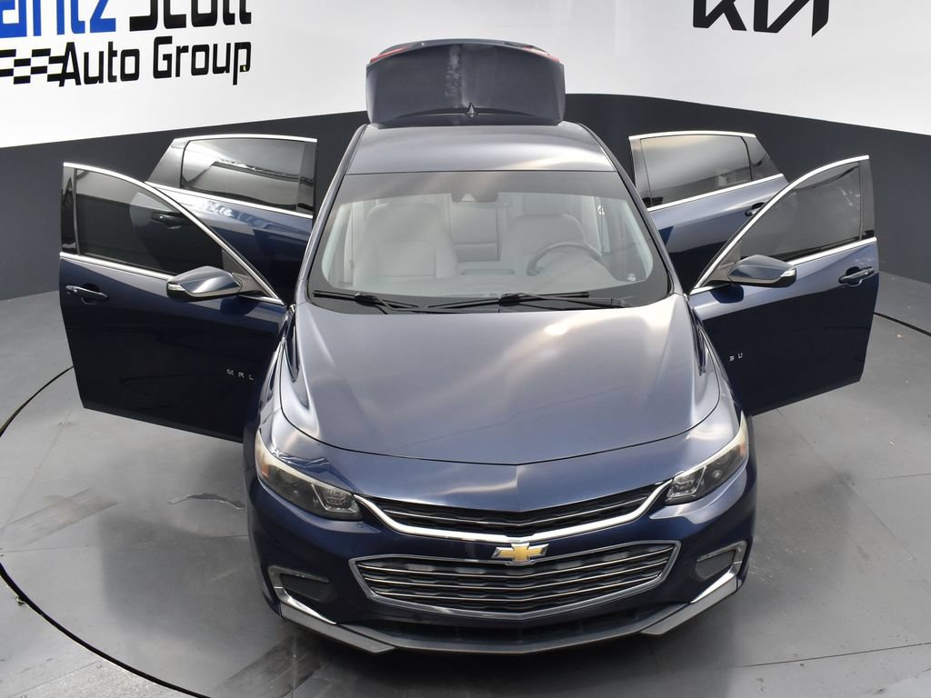 Used 2016 Chevrolet Malibu LT FWD image 29