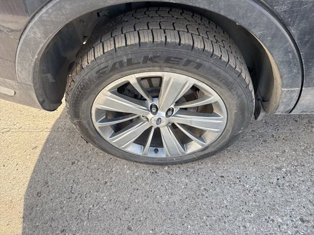 Used 2019 Ford Explorer Limited w/ Class III Trailer Tow Package image 9