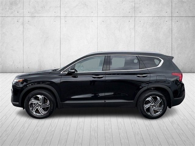 Used 2023 Hyundai Santa Fe SEL w/ Winter Weather Package image 2