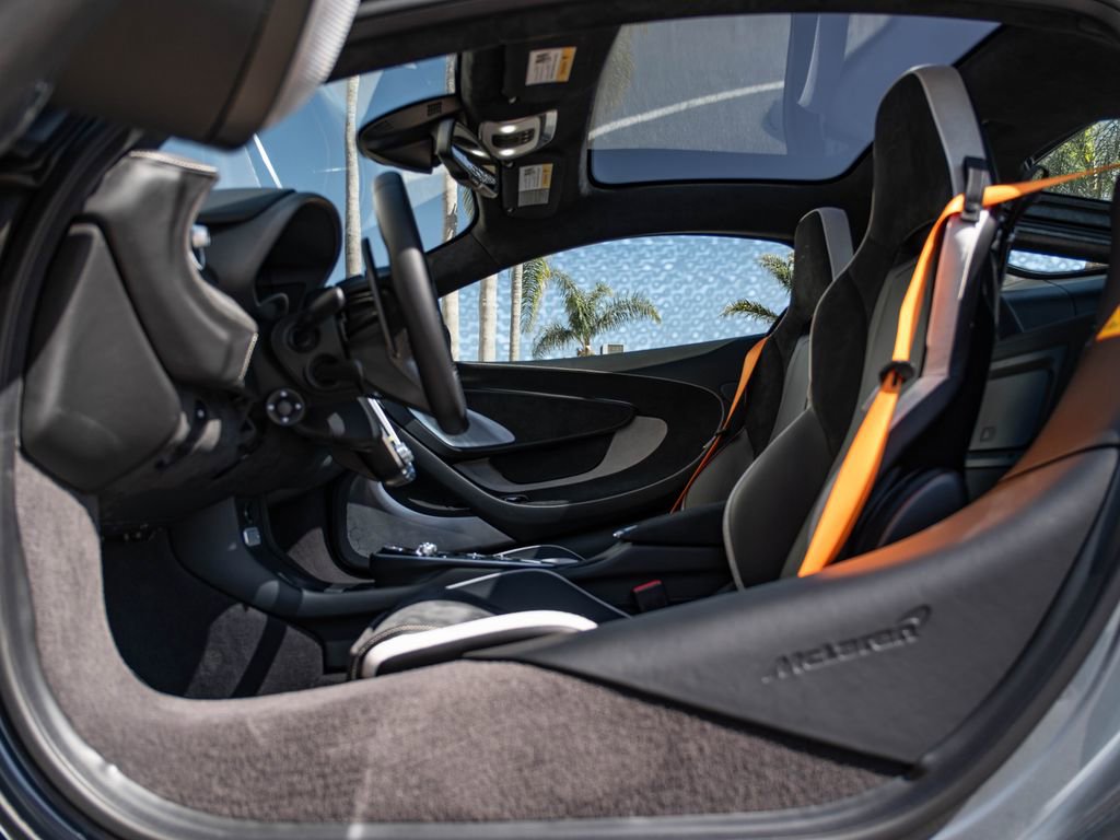 New 2026 McLaren GTS image 22