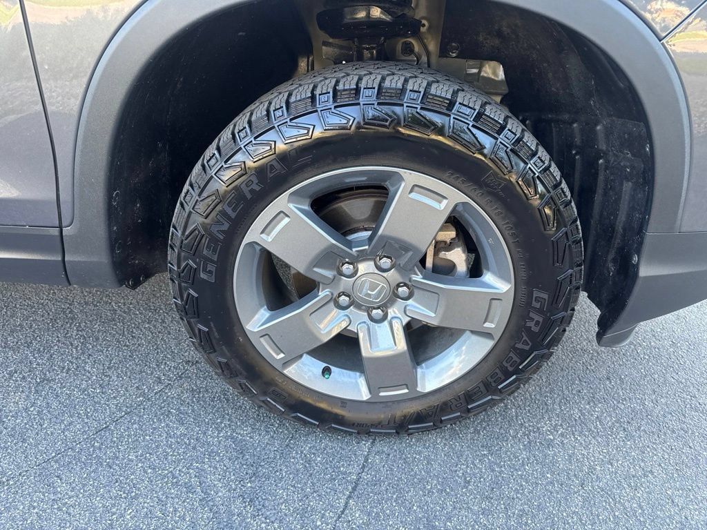 Certified 2025 Honda Ridgeline TrailSport image 16