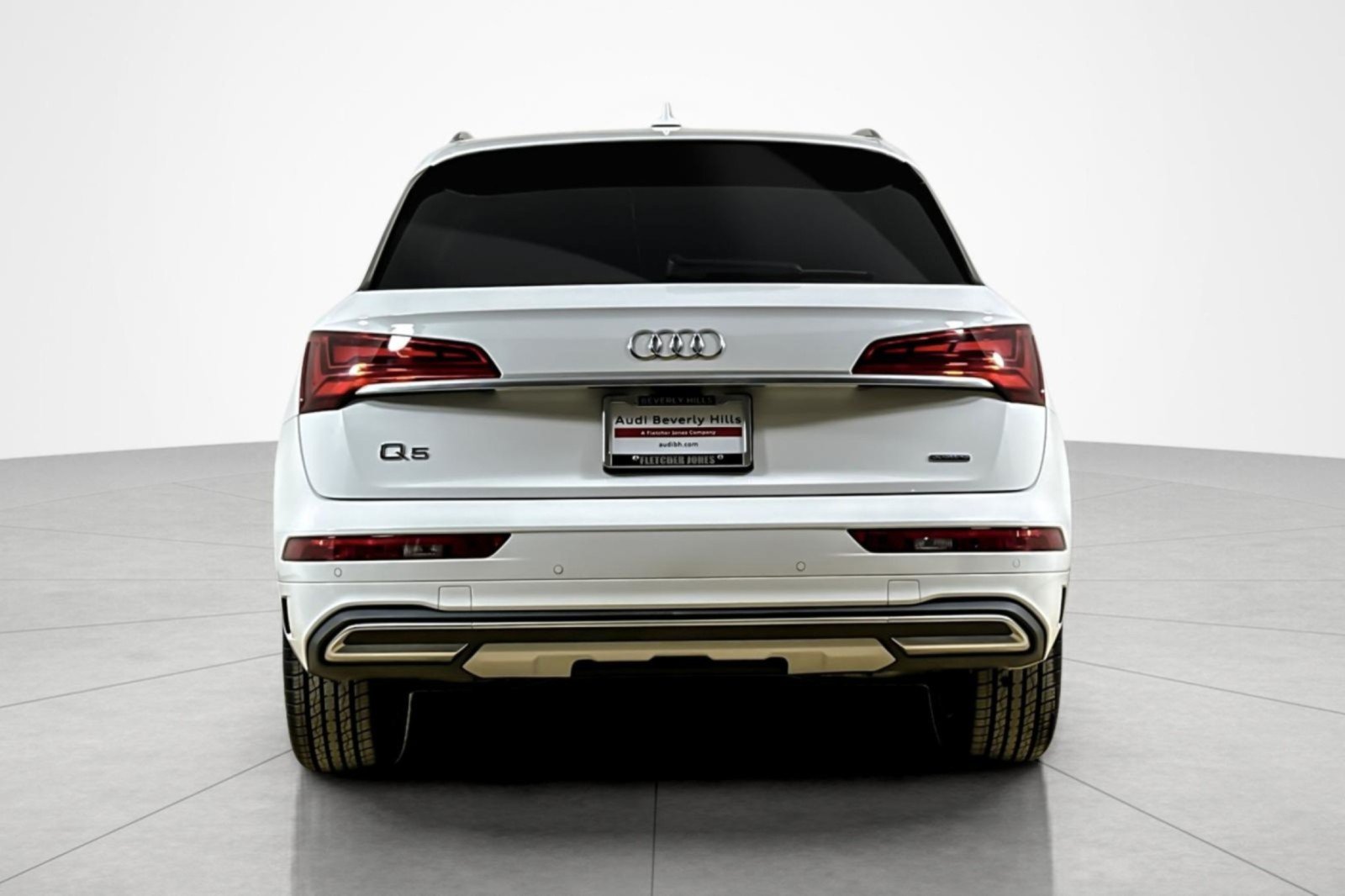 Used 2023 Audi Q5 2.0T Premium AWD/4WD image 4