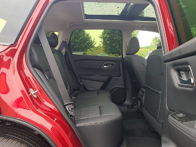 New 2026 Nissan Rogue Platinum AWD/4WD image 29