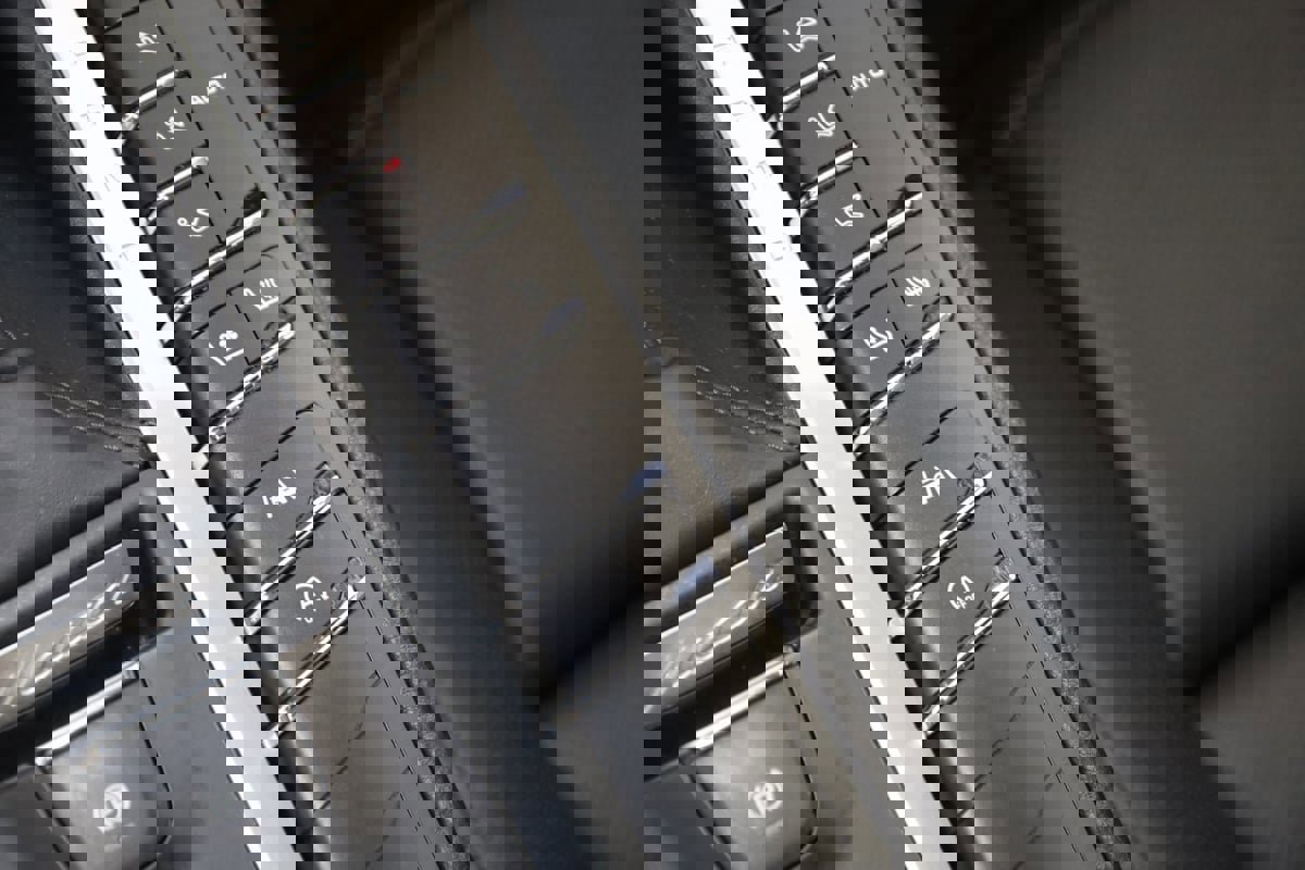 Used 2021 Porsche Macan image 34