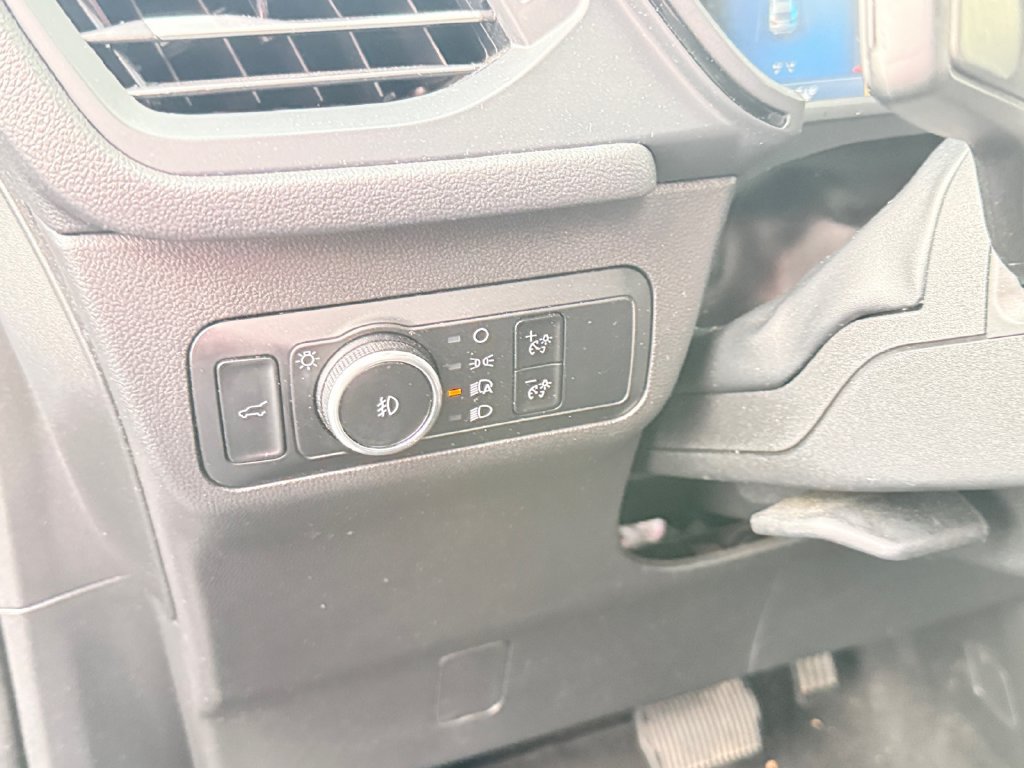 Used 2025 Ford Escape ST-Line Select AWD/4WD image 17