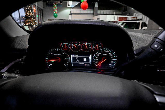 Used 2020 Chevrolet Suburban LT image 36