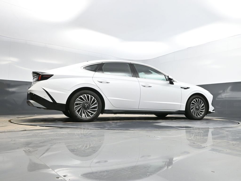 Used 2024 Hyundai Sonata Limited image 38