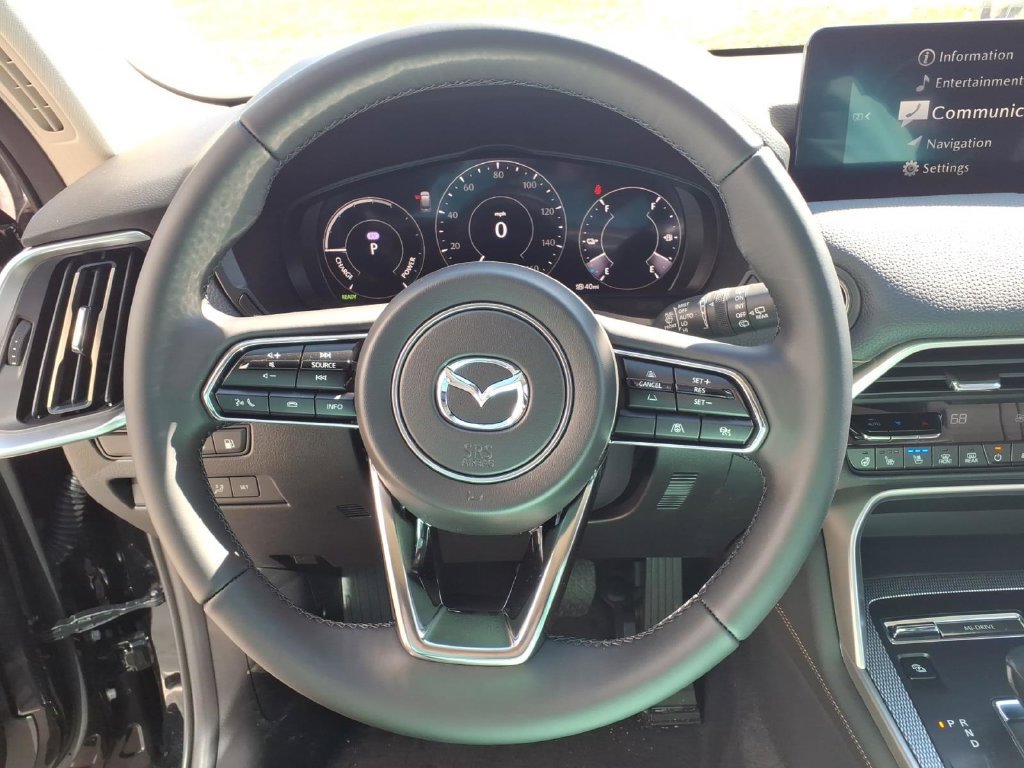 New 2026 MAZDA CX-90 Plug-In Hybrid w/Premium Sport AWD/4WD image 17