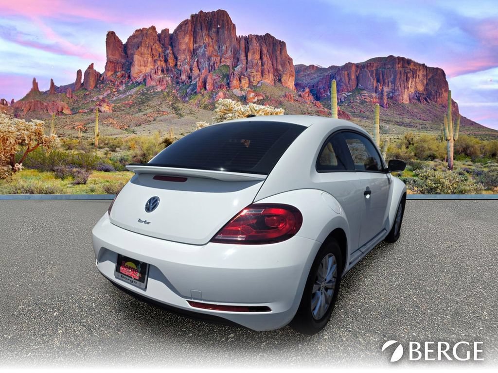 Used 2018 Volkswagen Beetle 2.0T S FWD image 7