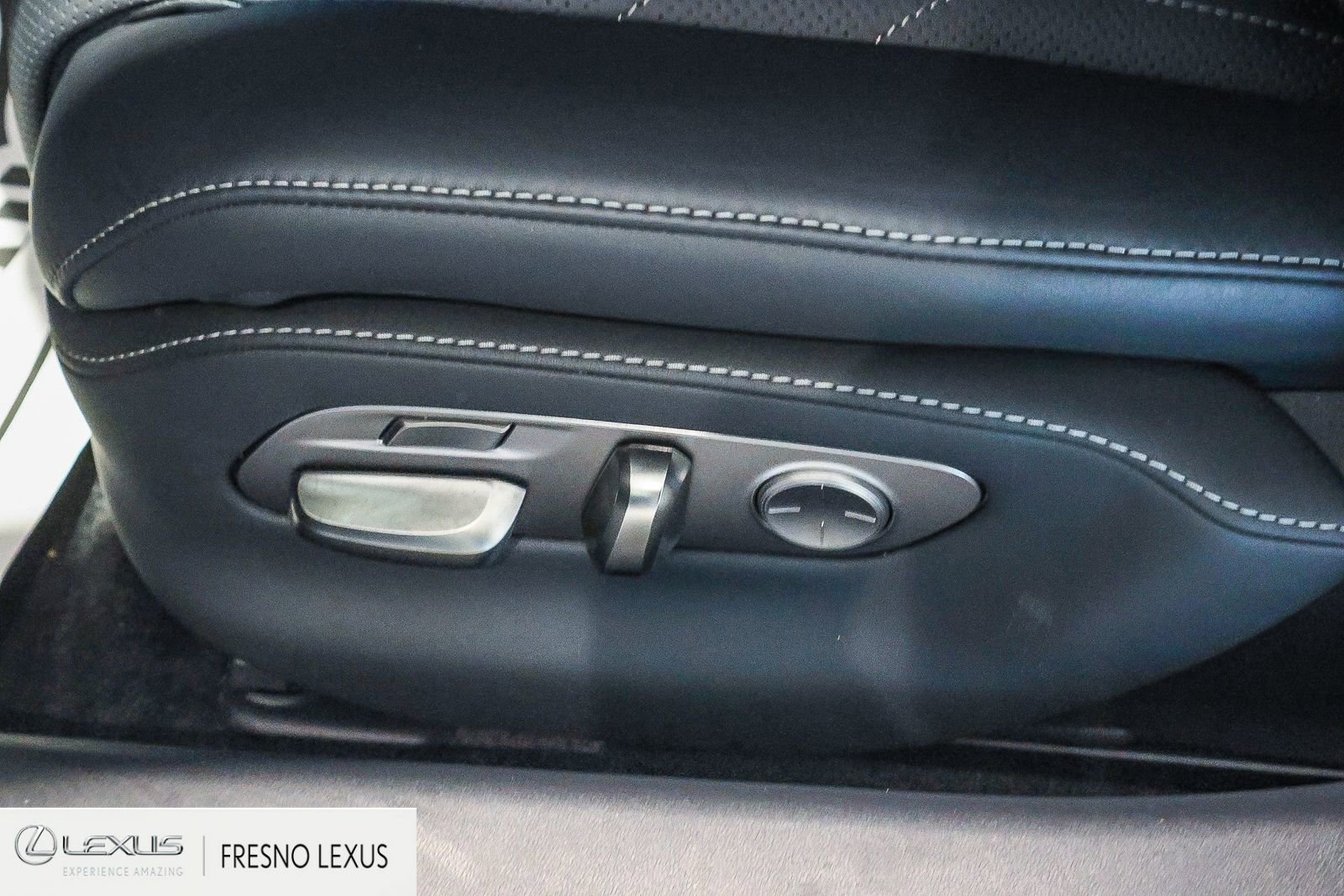 Certified 2023 Lexus LS 500 w/ Interior Upgrade Package image 21