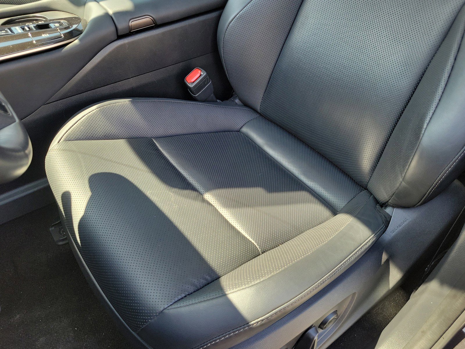 Used 2024 Toyota Crown AWD/4WD image 25