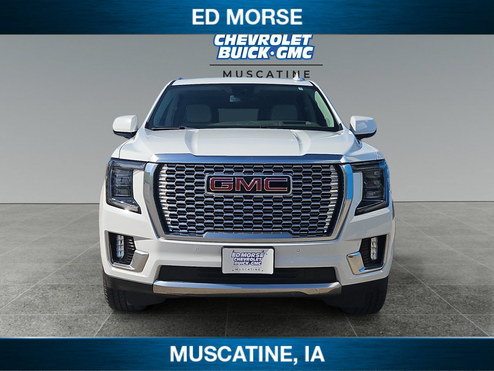 Used 2023 GMC Yukon XL Denali AWD/4WD image 8