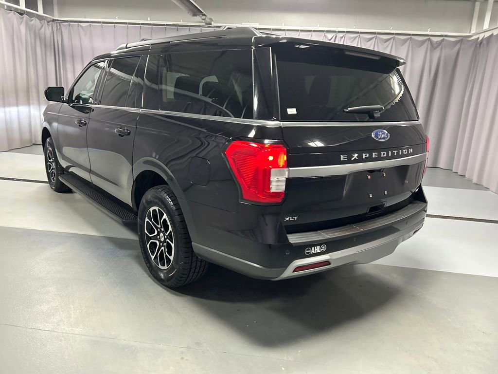 Used 2024 Ford Expedition Max XLT image 5