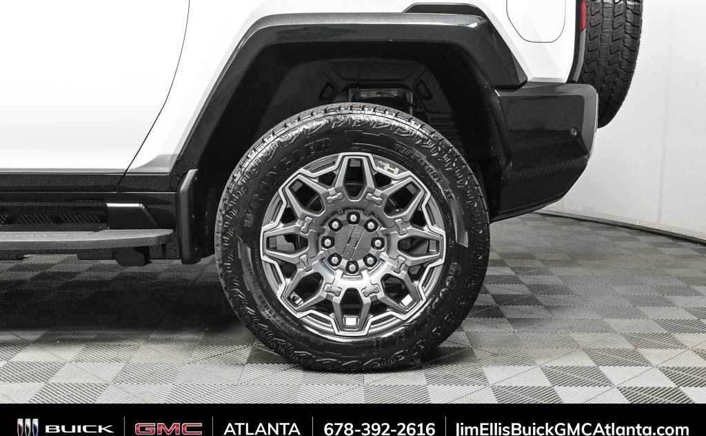 New 2025 GMC Hummer EV 3X w/ LPO, Cargo Utility Package image 24