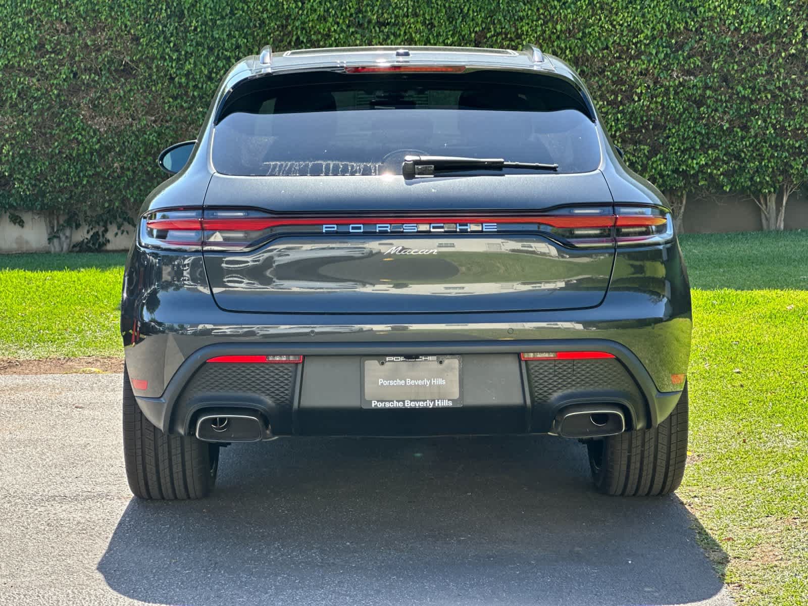 New 2026 Porsche Macan AWD/4WD image 7