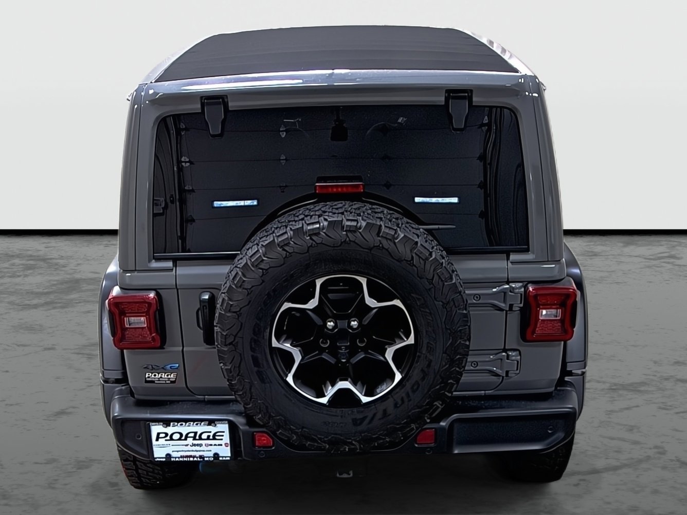 Used 2021 Jeep Wrangler Unlimited Rubicon 4xe w/ Cold Weather Group image 3