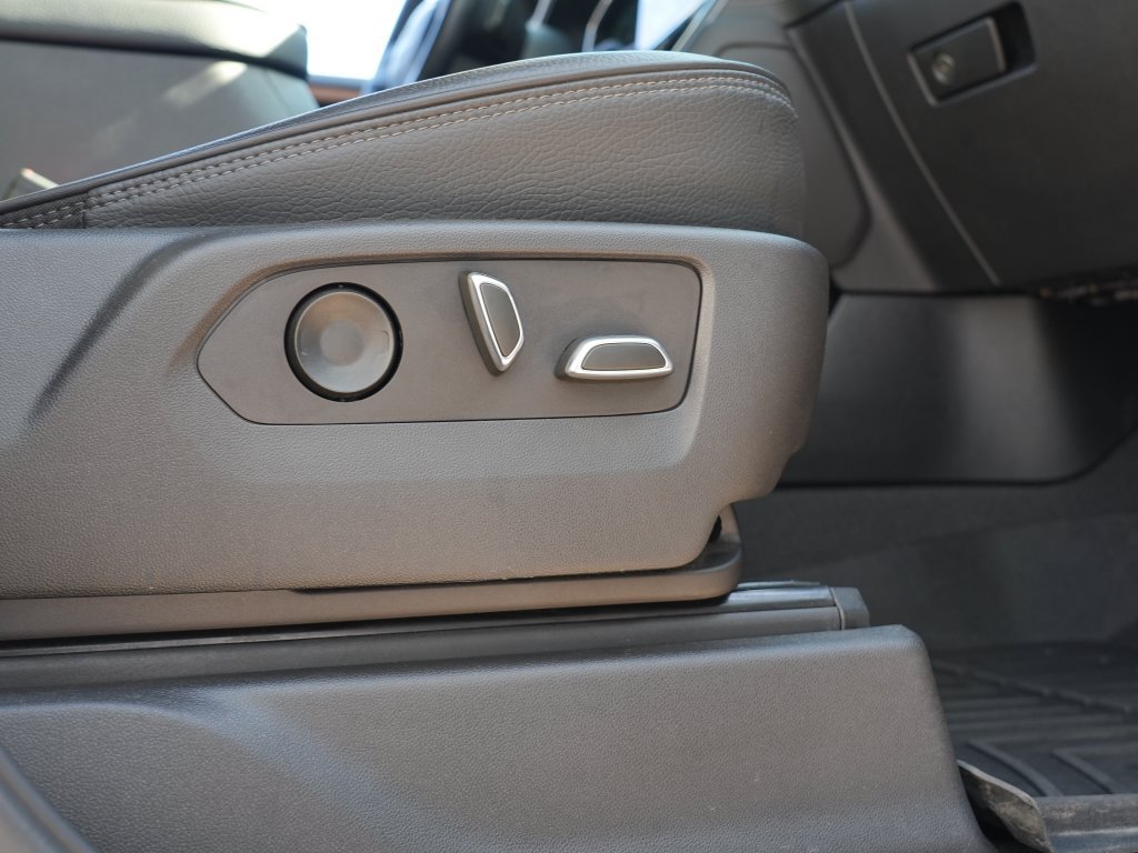 Used 2022 GMC Sierra 1500 Denali AWD/4WD image 33