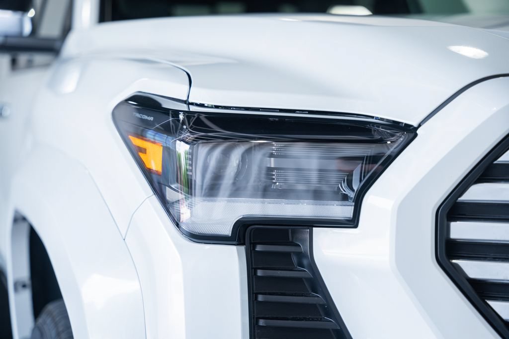 New 2026 Toyota Tacoma Limited AWD/4WD image 10