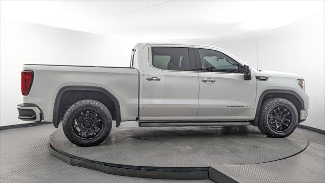 Used 2021 GMC Sierra 1500 Denali w/ Denali Ultimate Package AWD/4WD image 9