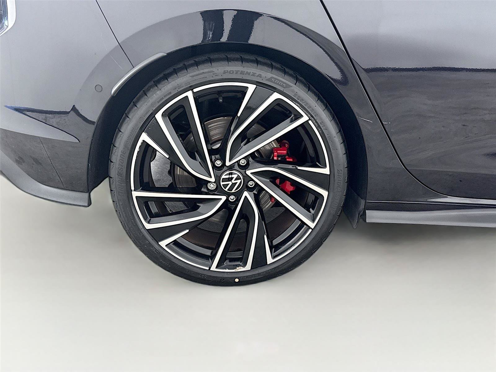 Used 2024 Volkswagen GTI Autobahn FWD image 34