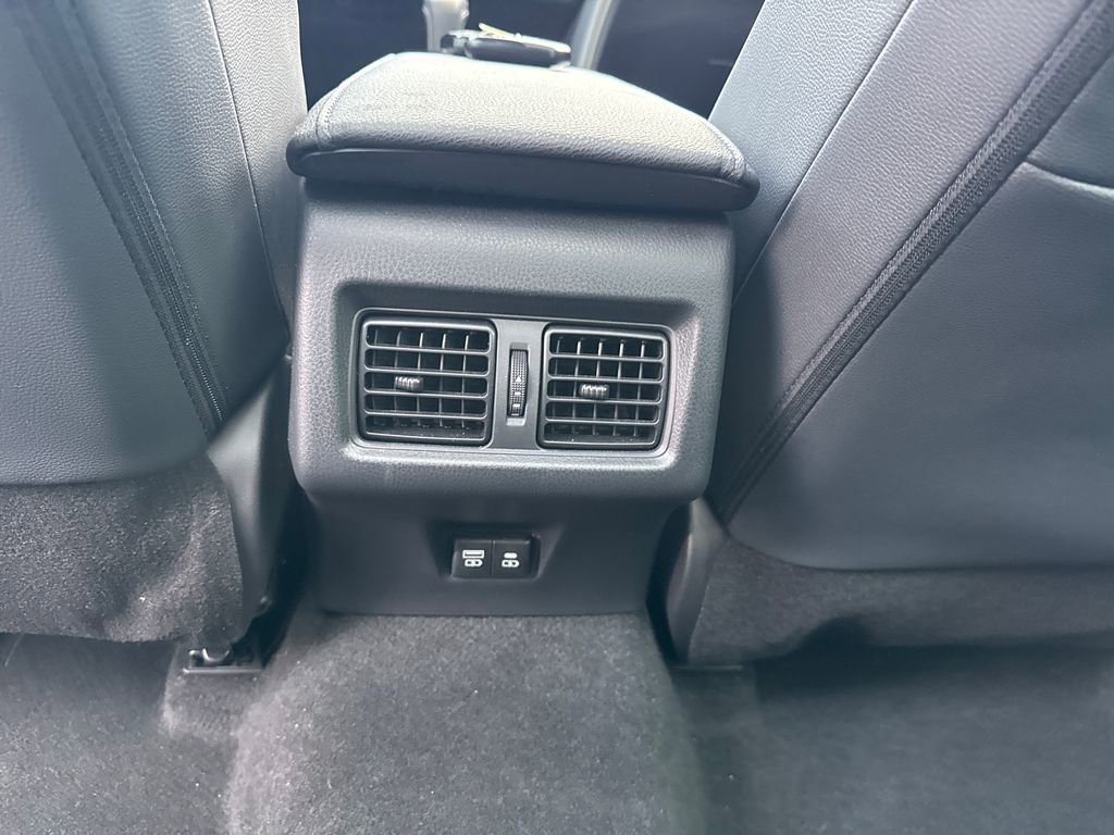 Used 2025 Toyota Camry XSE image 29