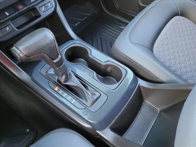Used 2015 Chevrolet Colorado Z71 AWD/4WD image 22