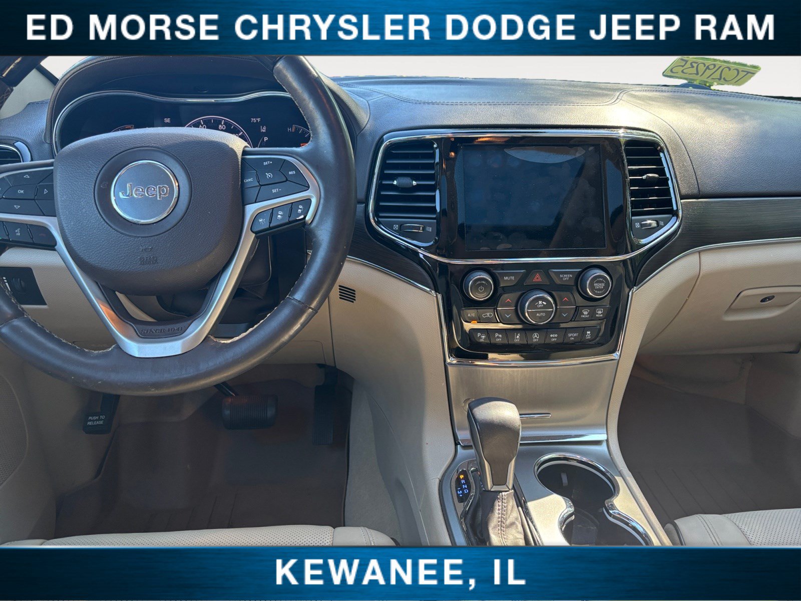 Used 2020 Jeep Grand Cherokee Overland AWD/4WD image 10