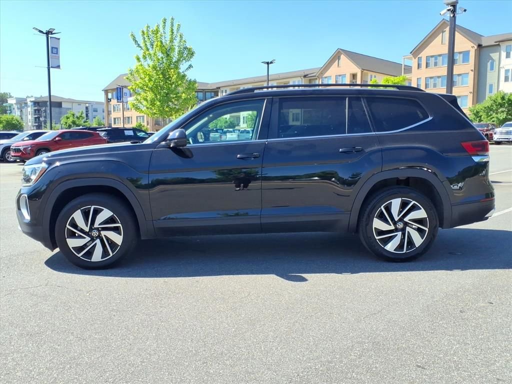 Used 2025 Volkswagen Atlas SE FWD image 34